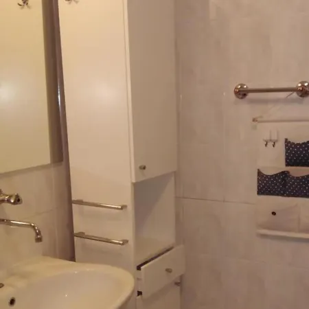 Lucija - Three Bedroom Apartamento Trogir