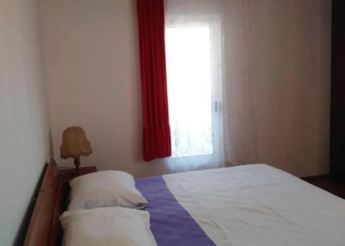 Lucija - Three Bedroom 公寓 *